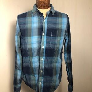 - Mens Blue Shirt. Size Small. Aeropostale.